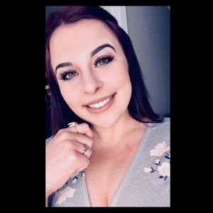 Meet your Posher, Shelby